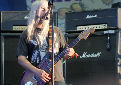 J Mascis