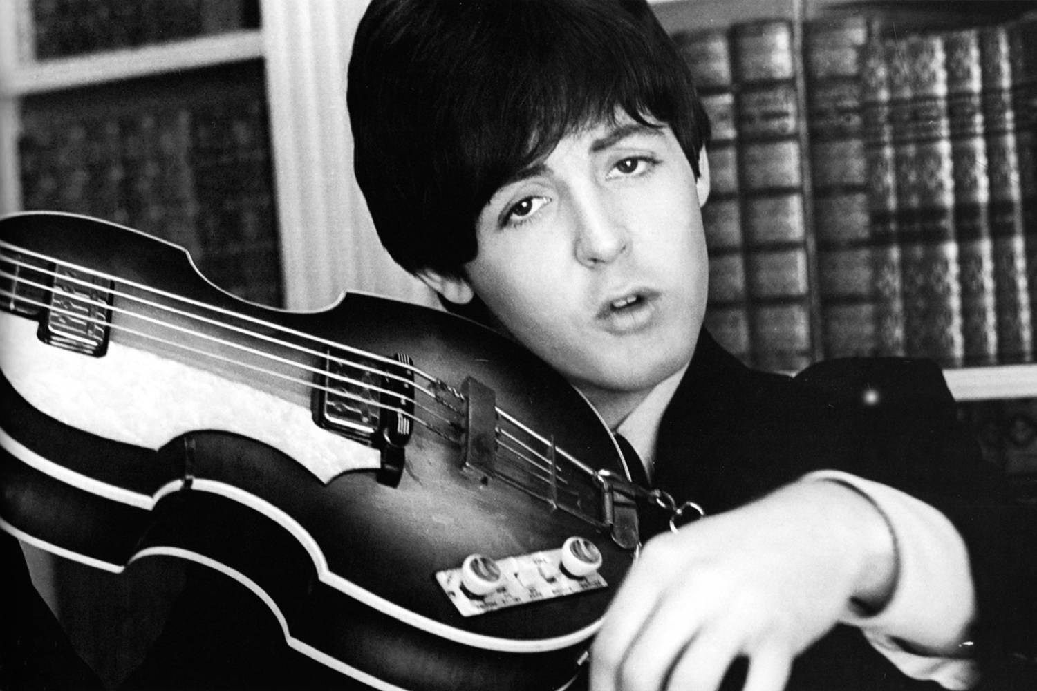 Paul McCartney Hofner