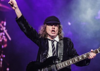 Angus Young AC:DC Back in Black