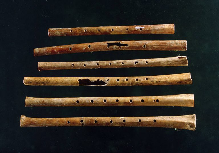 musicology-a-brief-history-of-the-flute-mixdown-magazine