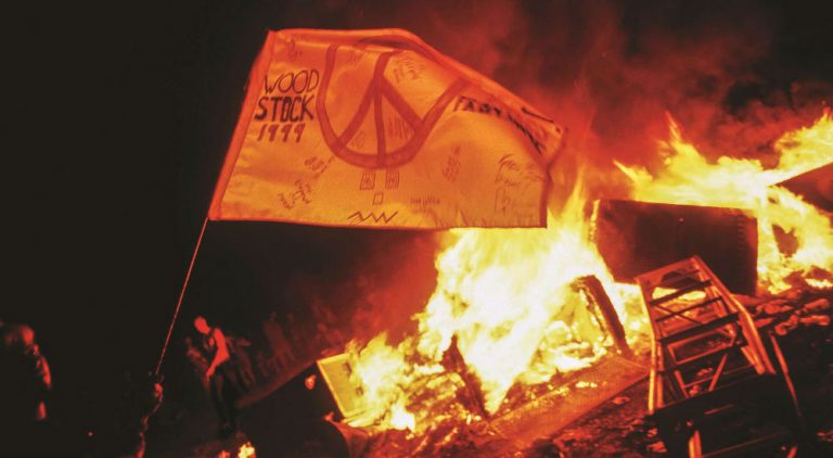 A documentary about the chaos of Woodstock 1999 is coming to Netflix