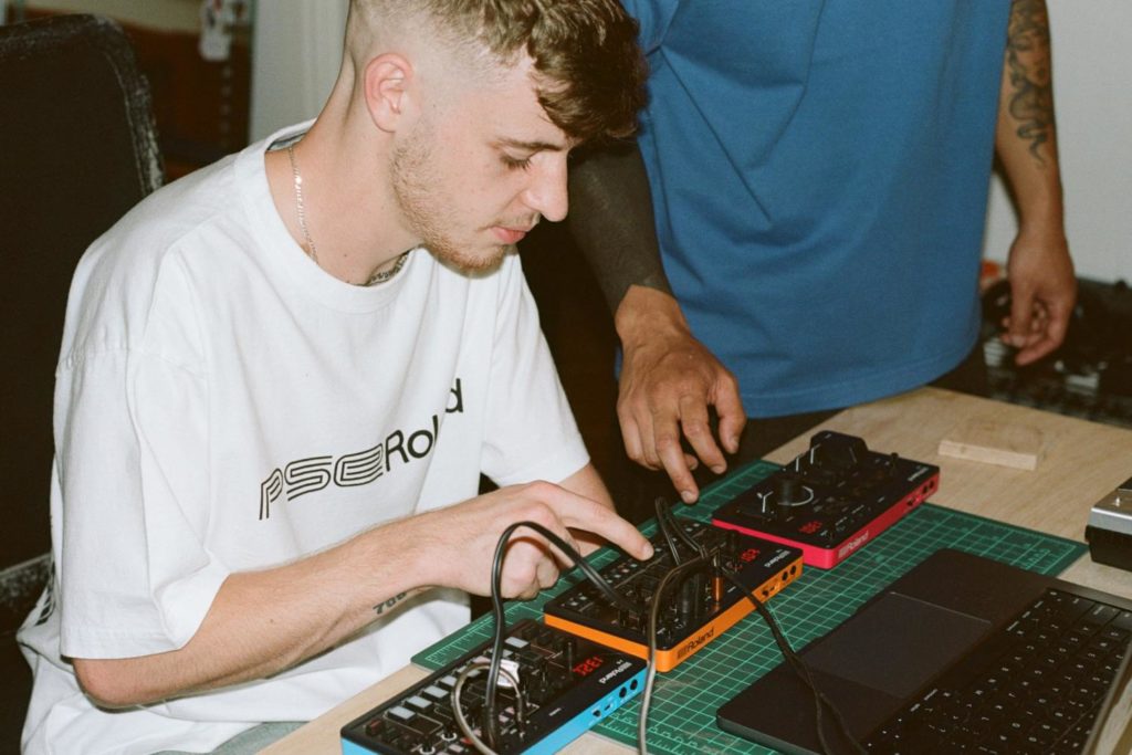 ROLAND-PSEUSHI-COLLAB