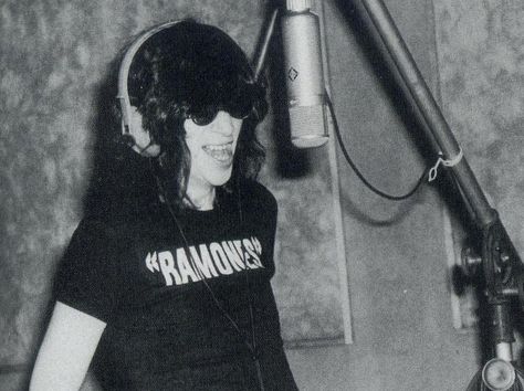 Joey Ramone Neumann