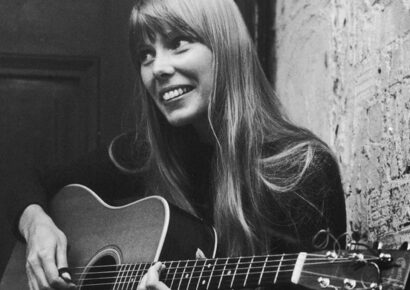 Joni Mitchell guitar