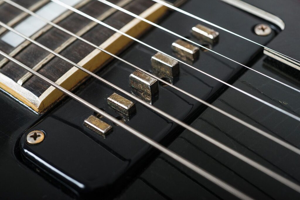 Les Paul Custom staple pickups