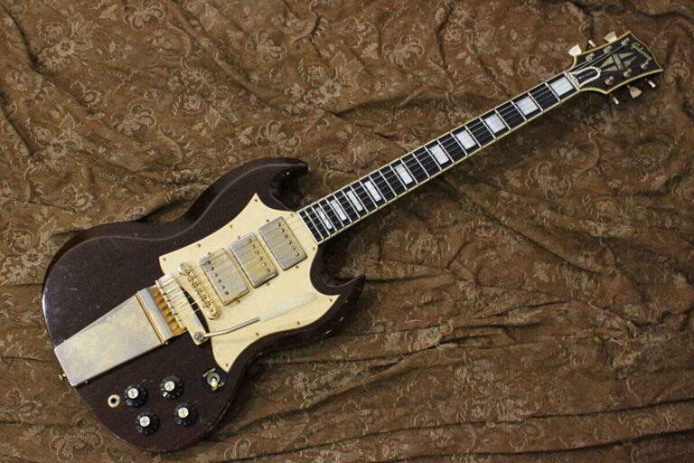 Gear Rundown: Angus Young - Mixdown Magazine