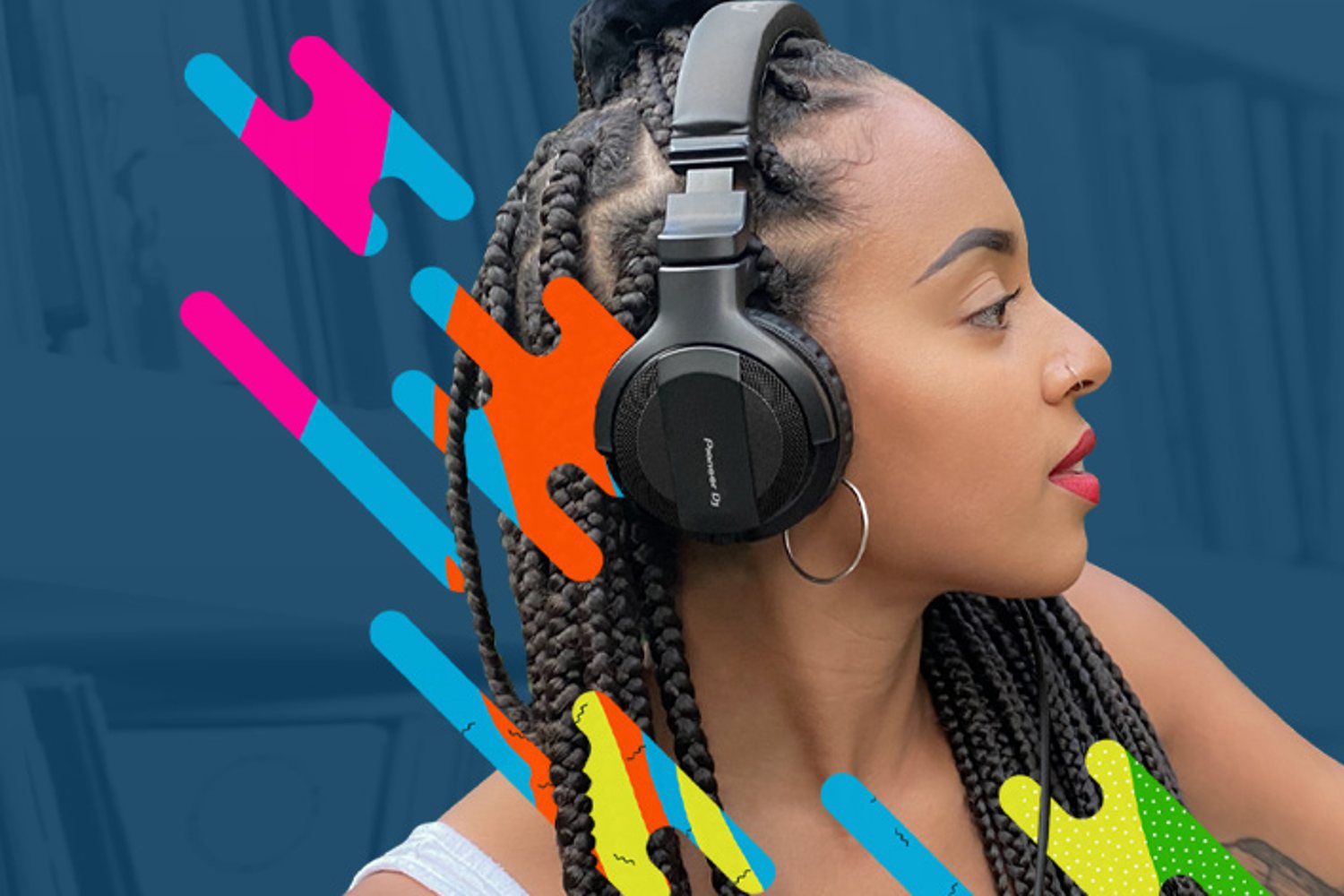 In Focus Pioneer DJ Headphones