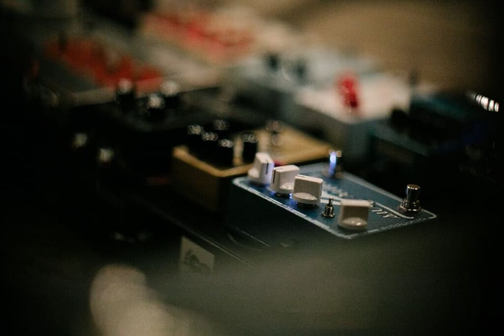 Slacker pedalboard