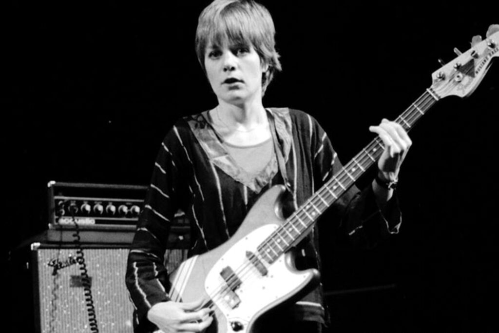 Tina Weymouth Fender Mustang bass
