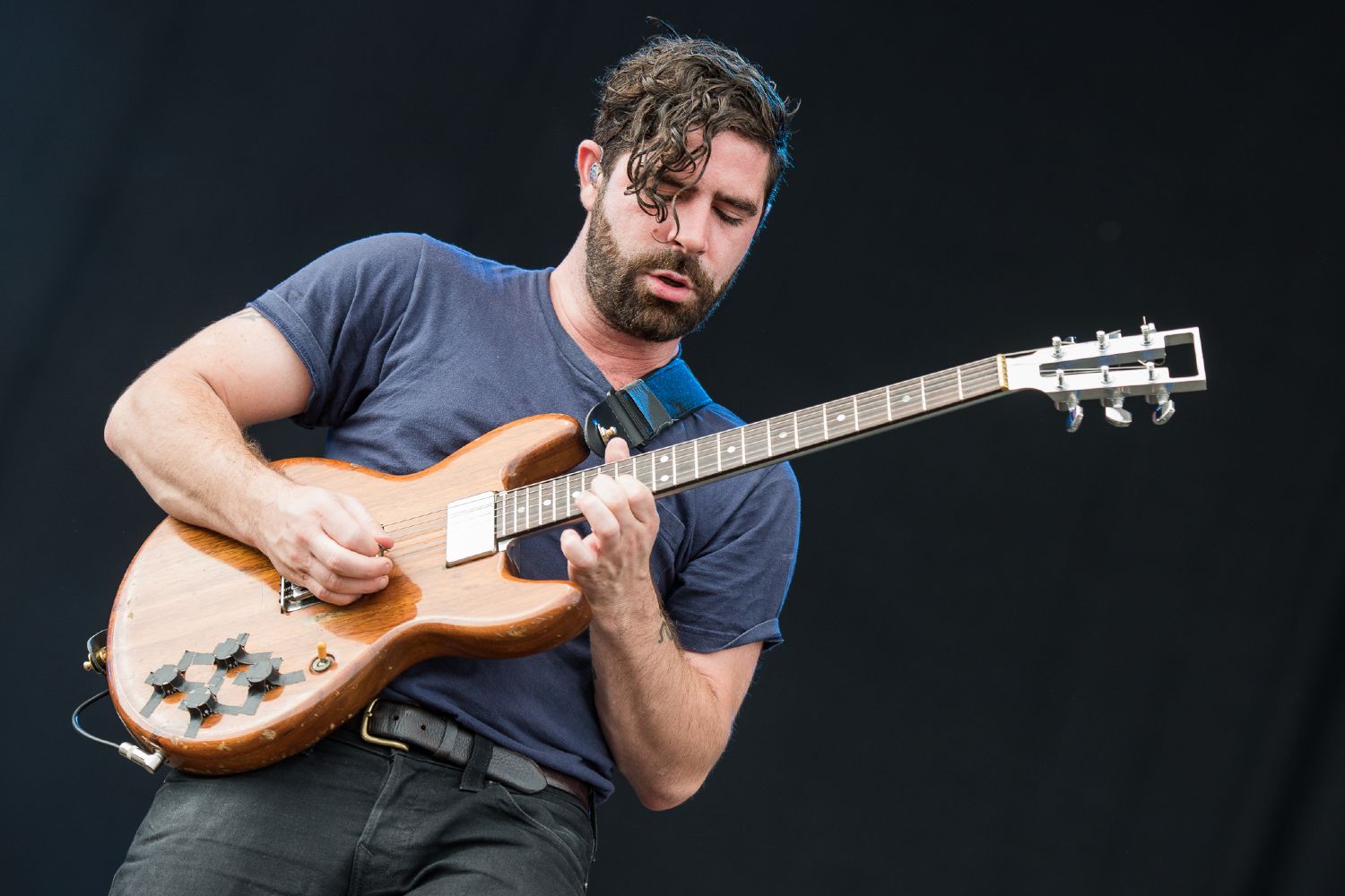 How To: sound like Yannis Philippakis and Jimmy Smith of FOALS