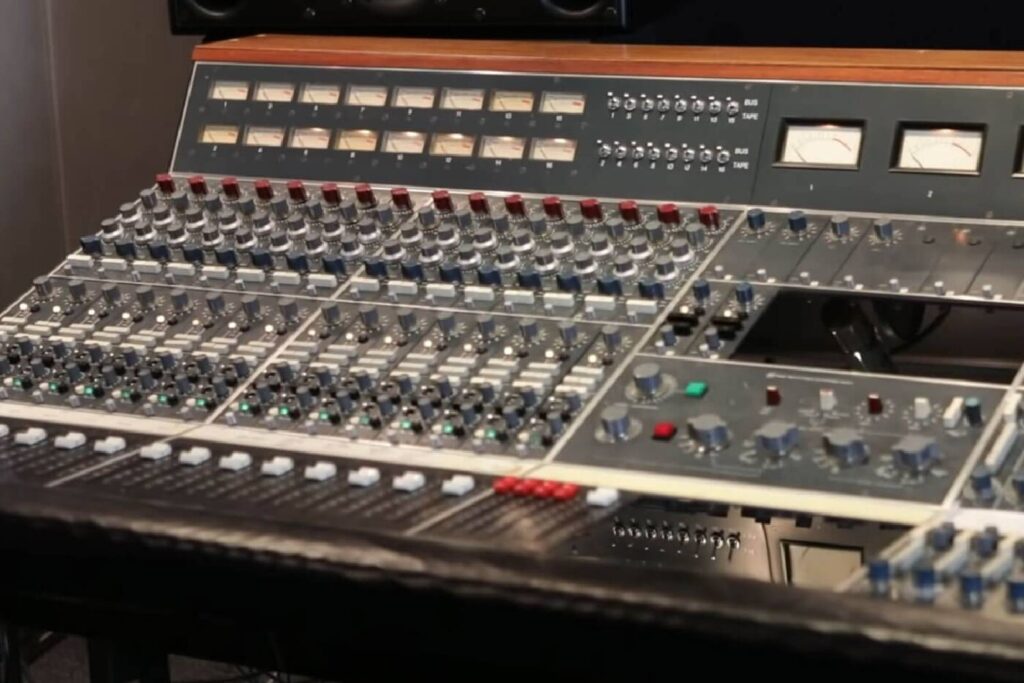 Gear Icons: Neve 1073