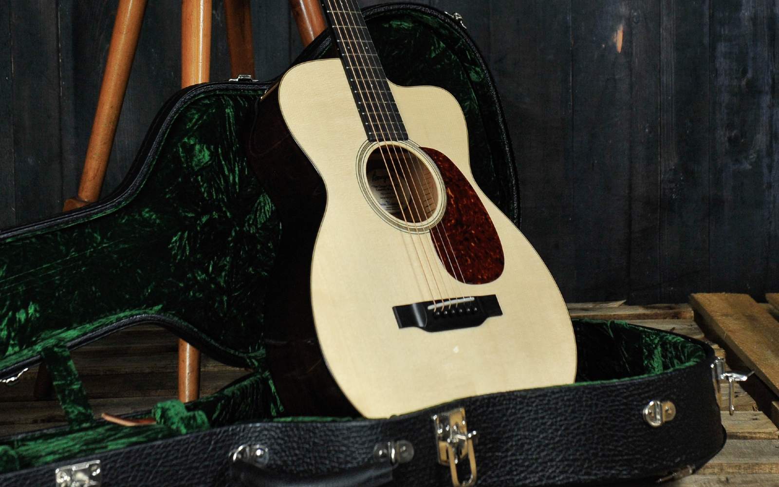 Bourgeois Acoustic Guitars