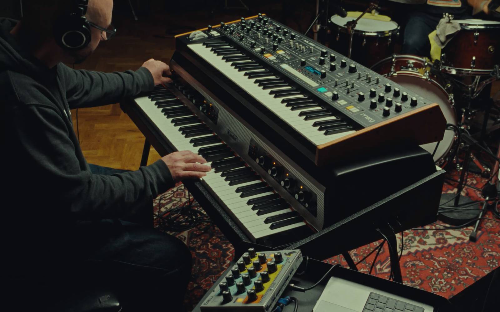 Rhodes MK8 MIDI