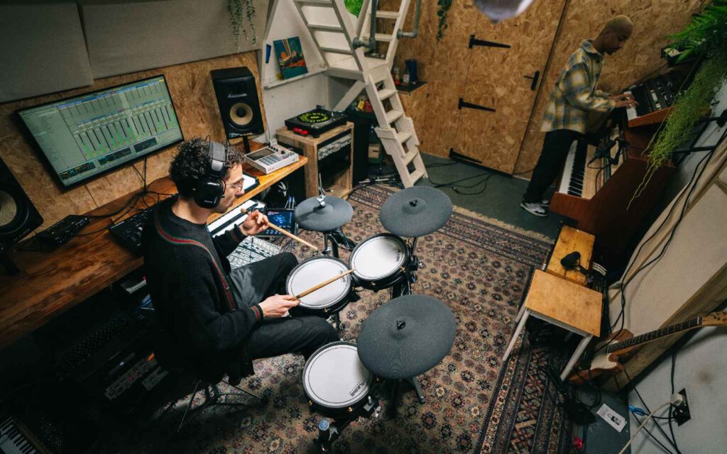 Alesis STRAT CLUB