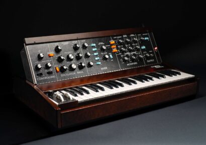 Minimoog Model D
