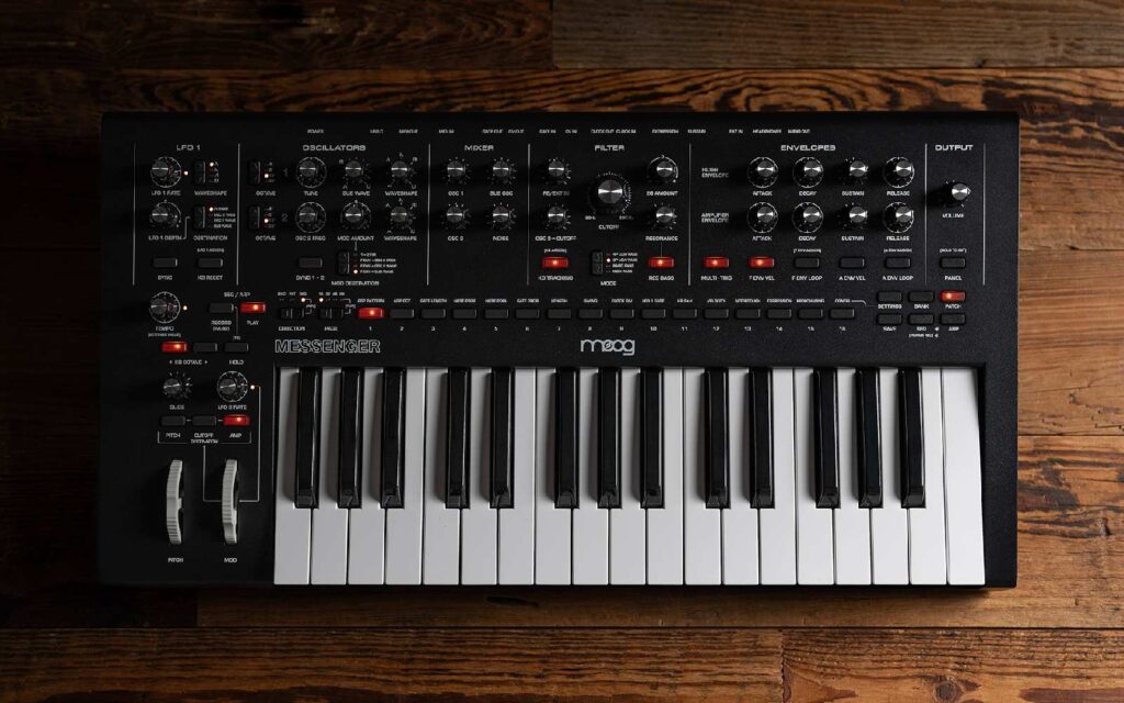 Moog Messenger