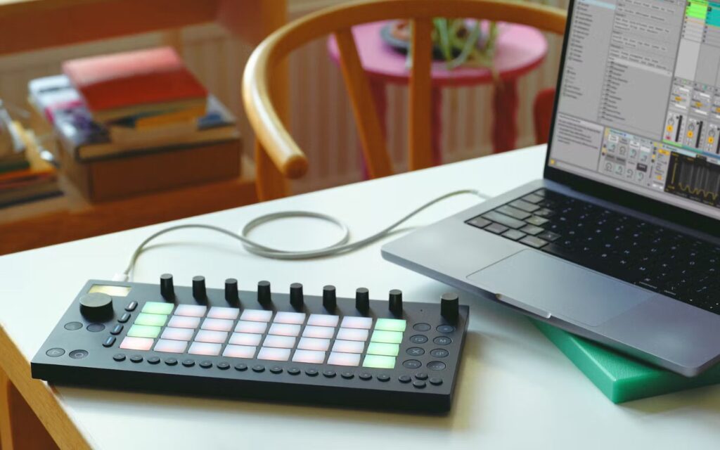 Ableton Move