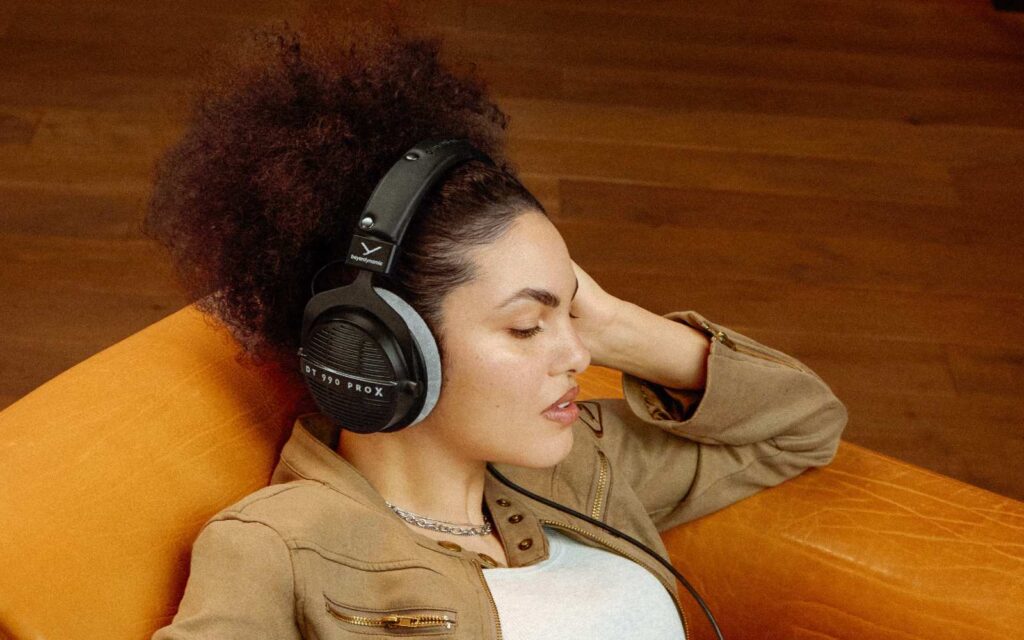 beyerdynamic DT 990 PRO X