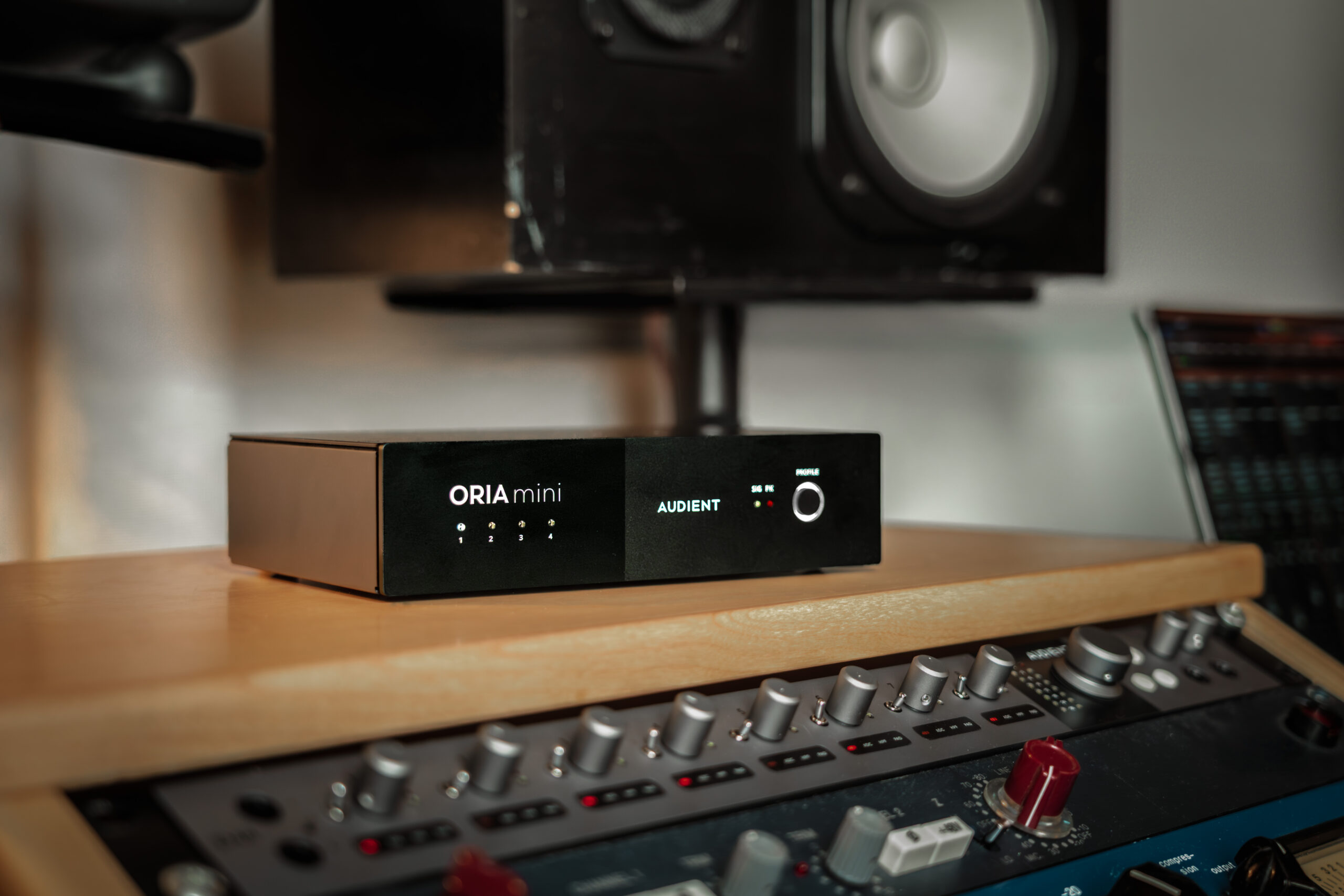 Oria Mini
