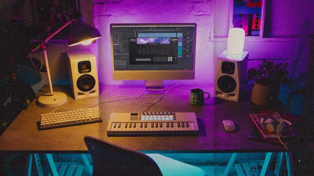 Novation Play