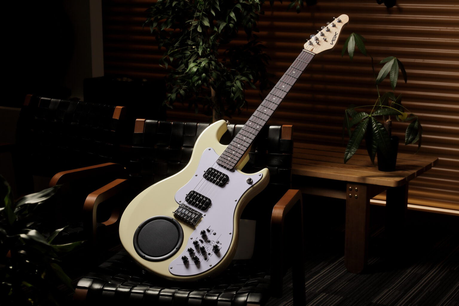 VOX launches APC travel guitars with builtin amp, effects &