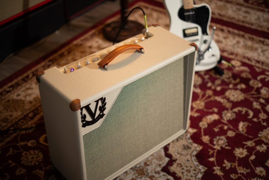 braille guitar amp