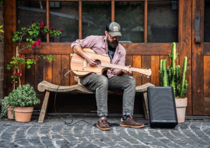 battery-powered speaker