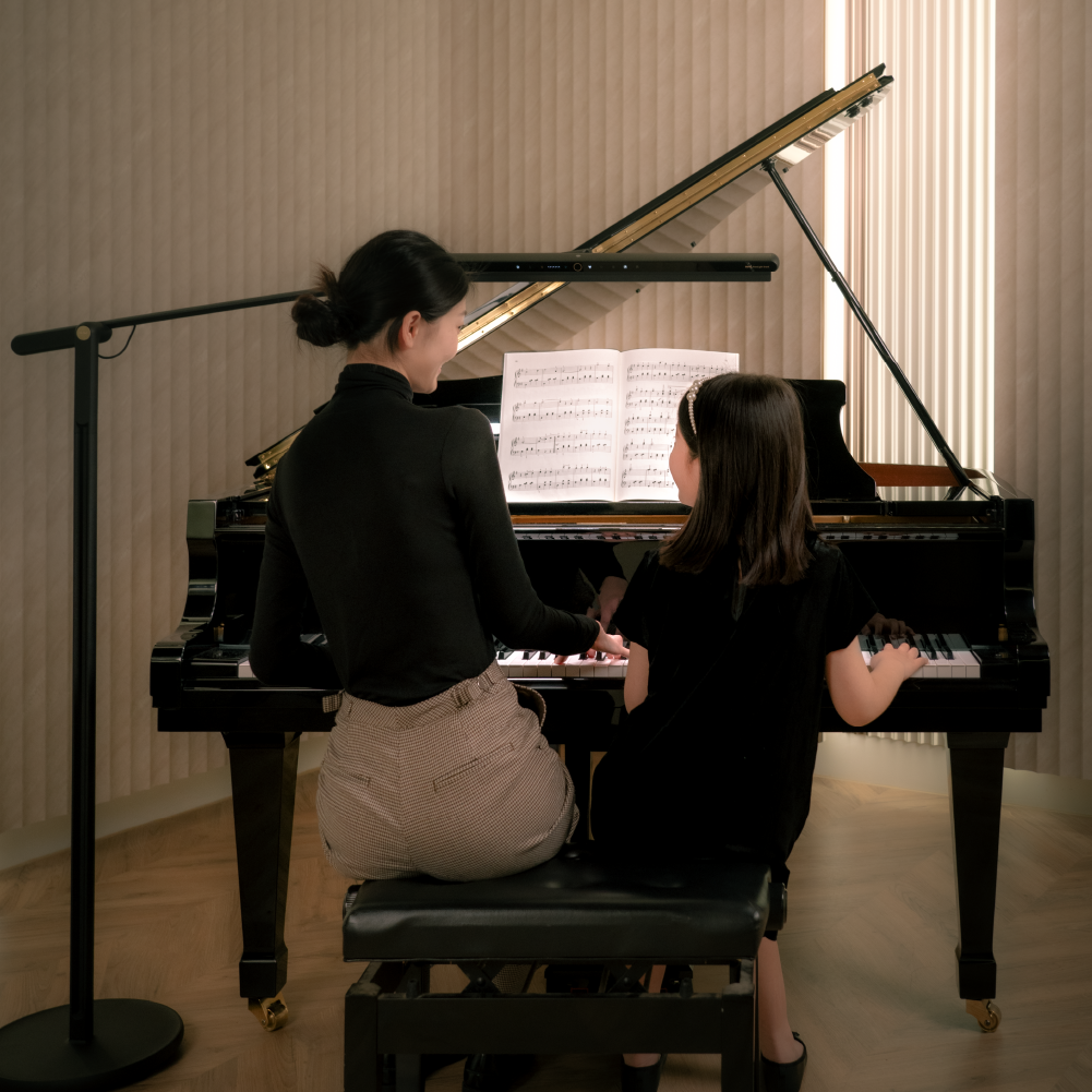 piano lamp