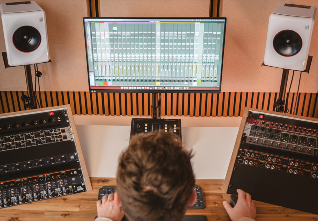 Palmer ORBIT 11 Studio Monitors