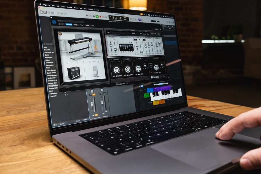 Rhodes Clav Pro plugin Clavinet
