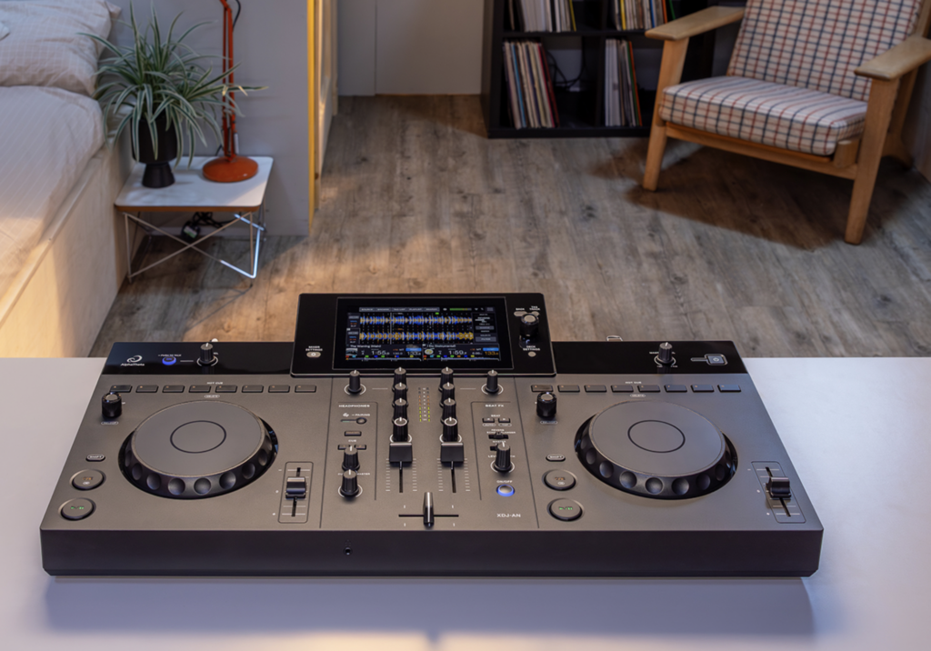 AlphaTheta XDJ-AN