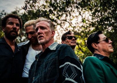 Queens of the Stone Age tour