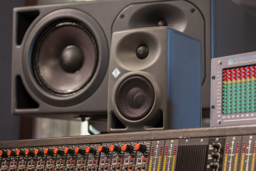 Neumann MT 48 and KH 80 DSP