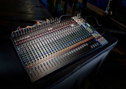 Soundcraft Signature Plus 16